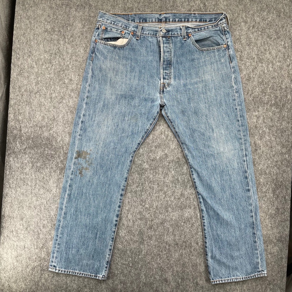 Levis 501 Original Fit Jeans Mens 40x30 Wash Blue Denim Button Fly Straight